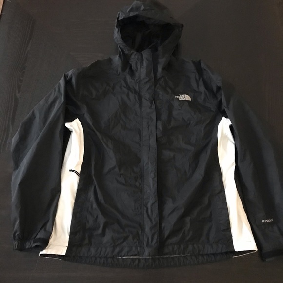 The North Face Jackets & Blazers - NORTHFACE HYVENT WINDBREAKER/RAIN JACKET SIZE L